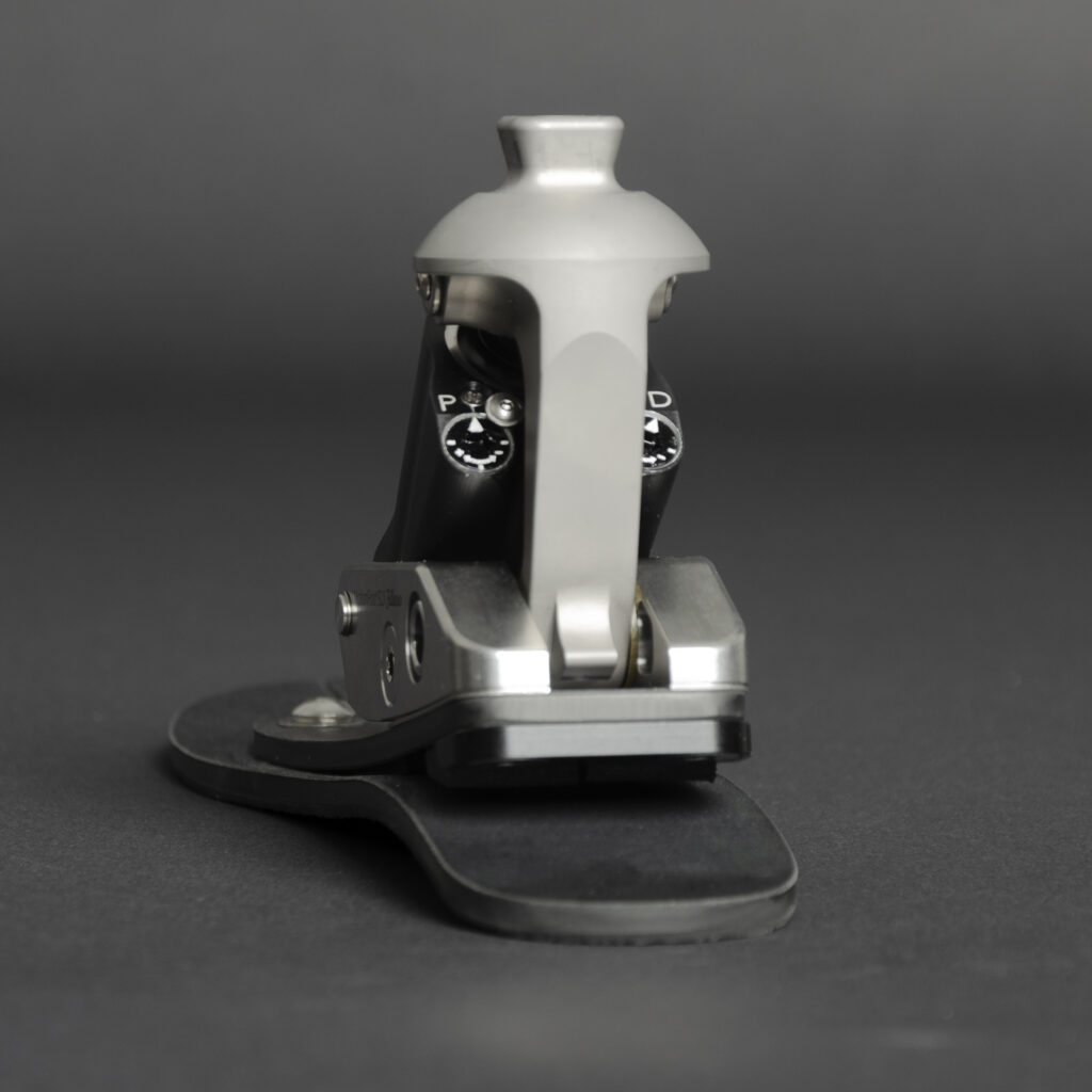 Plantarflexion / dorsiflexion adjustment screws of the Motion Foot SLX